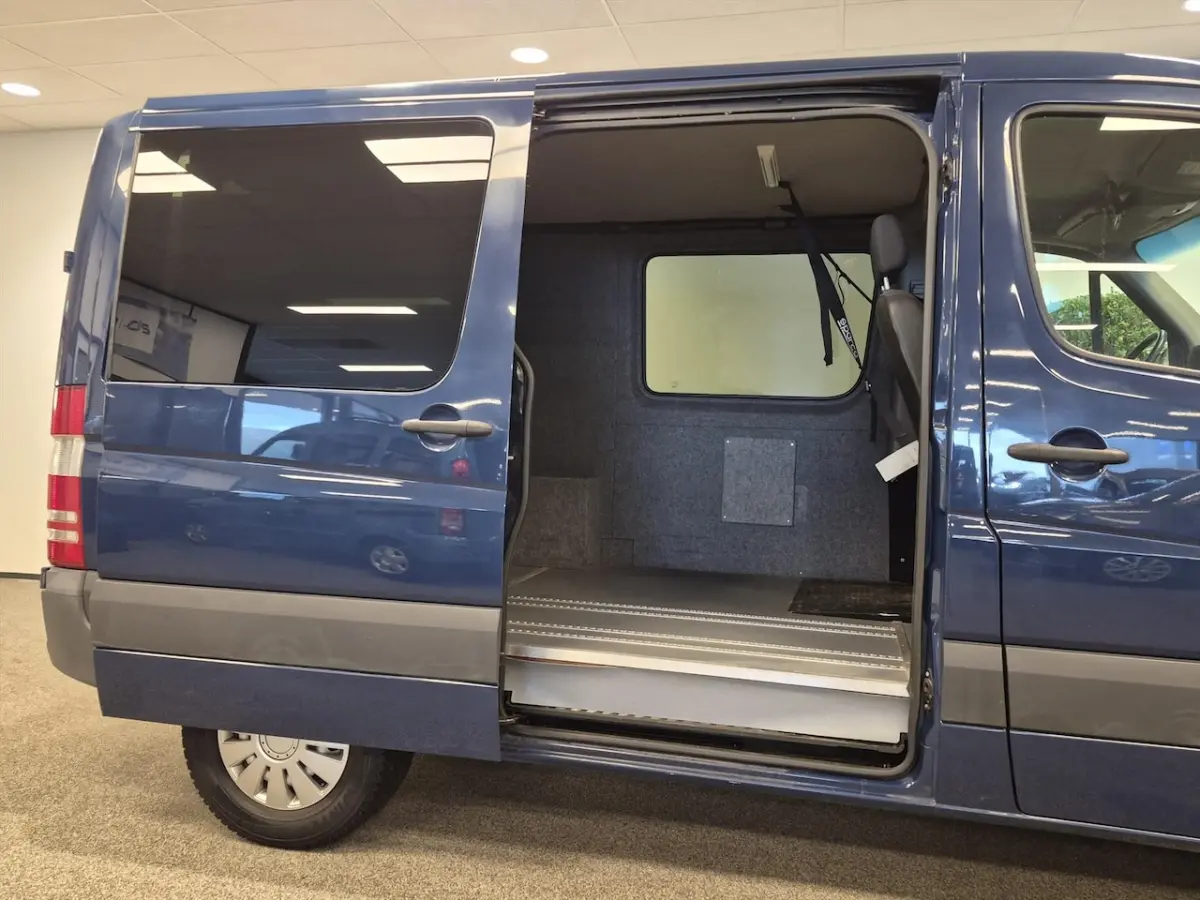 L1H1 Rolstoelbus Automaat (airco)