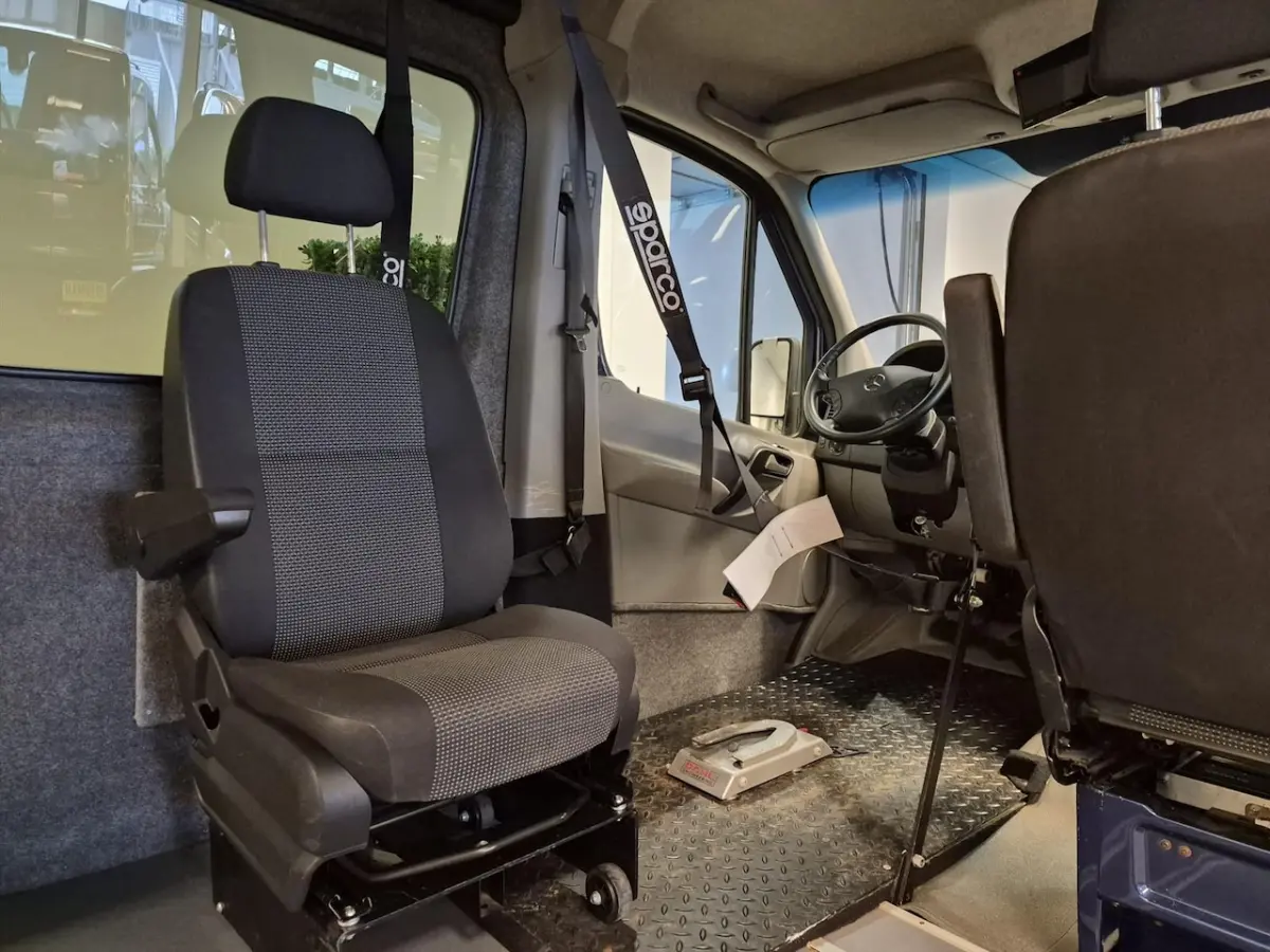L1H1 Rolstoelbus Automaat (airco)