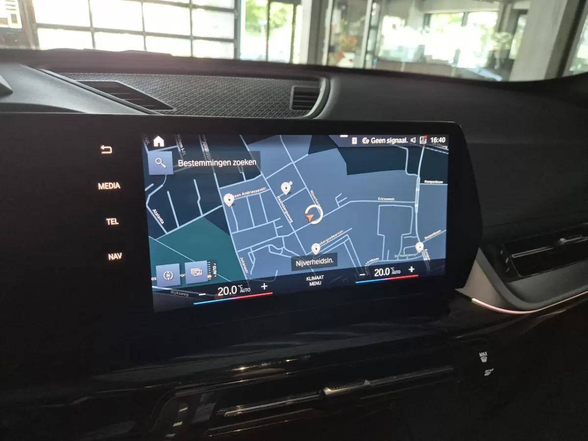 xDrive25e High Executive M-Sport | Stuur/Stoelverwaring| Harman Kardon | HUD | LED | Camer