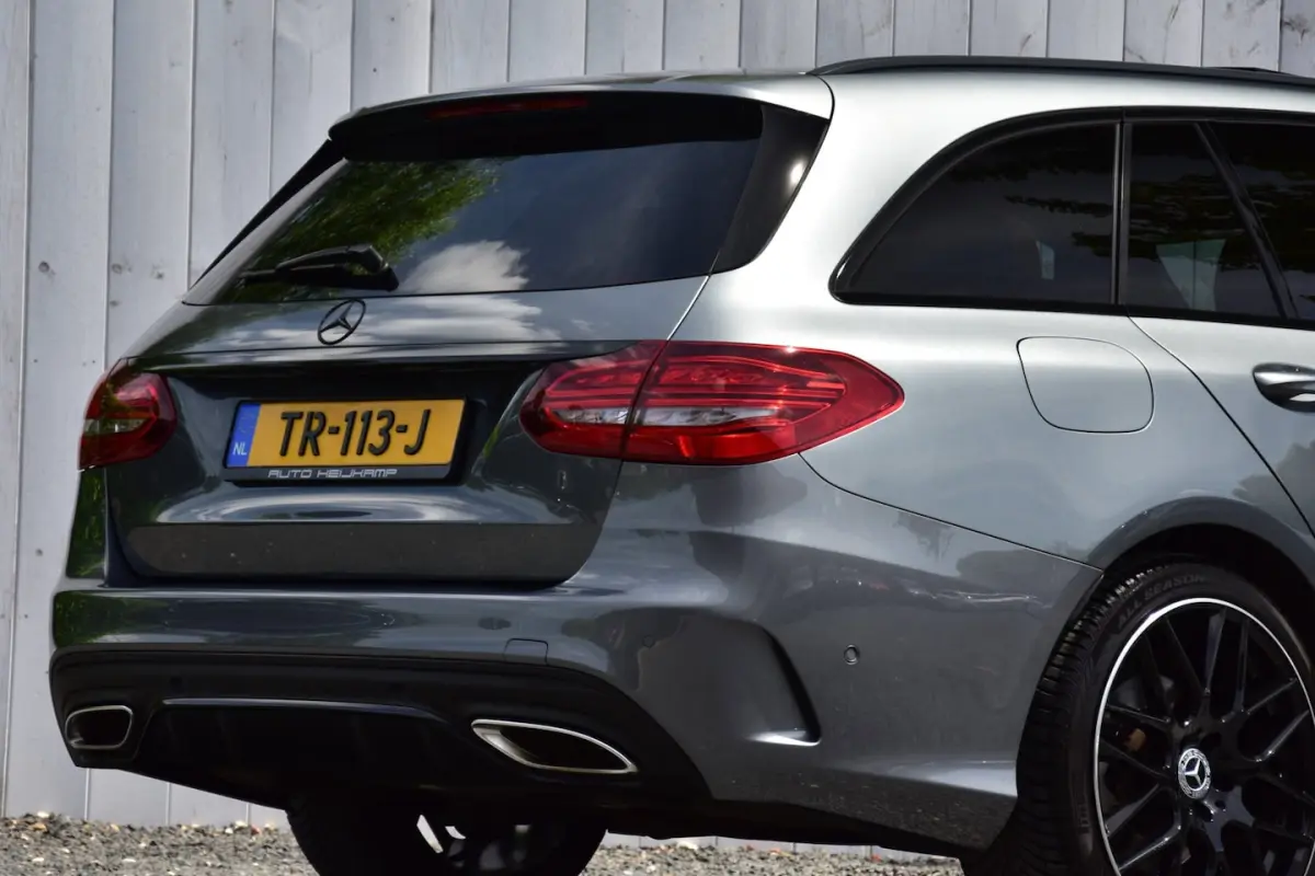 180 Premium Pack AMG Line | Pano-dak | 360Â° Camera | NL-Auto |