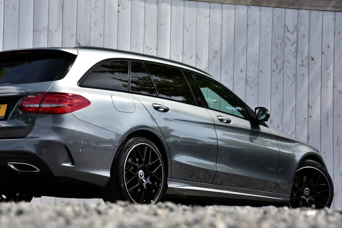 180 Premium Pack AMG Line | Pano-dak | 360Â° Camera | NL-Auto |