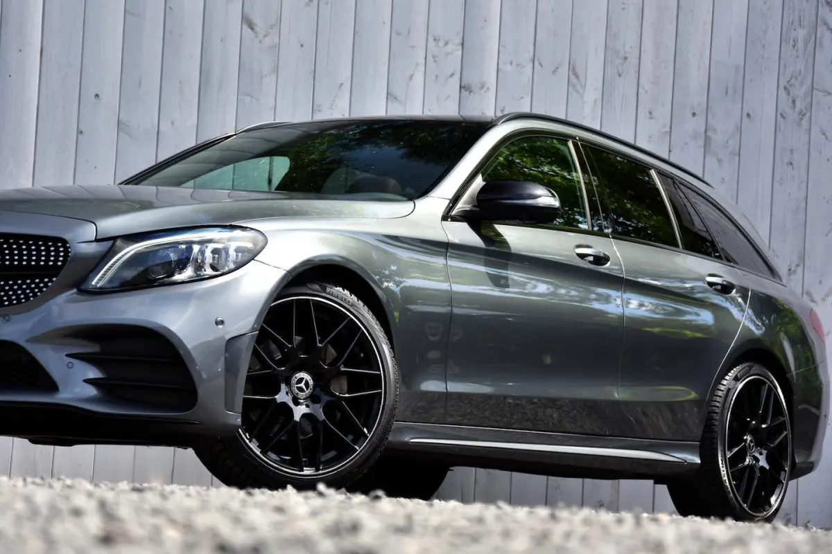 180 Premium Pack AMG Line | Pano-dak | 360Â° Camera | NL-Auto |