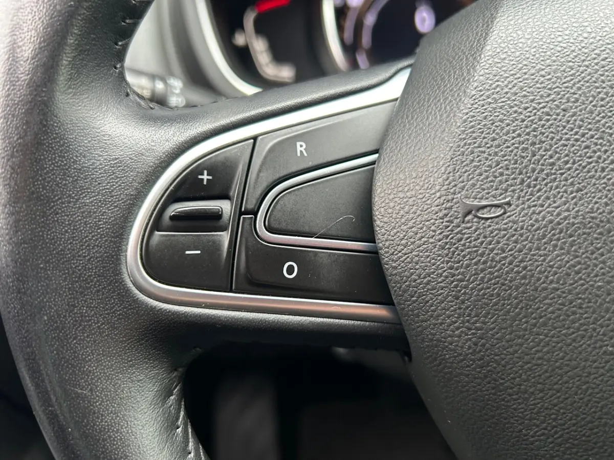 1.3 TCe Bose 7p. Navi|Stoelverwarming|Camera|Apple Carplay|Cruise