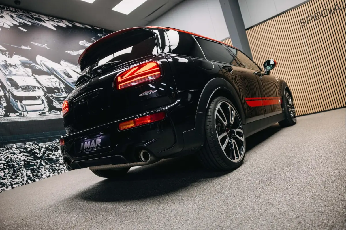 2.0 JCW ALL4 John Cooper Works | JCW | Rood dak | Sportstoelen | Stoelverwarming | Head-Up