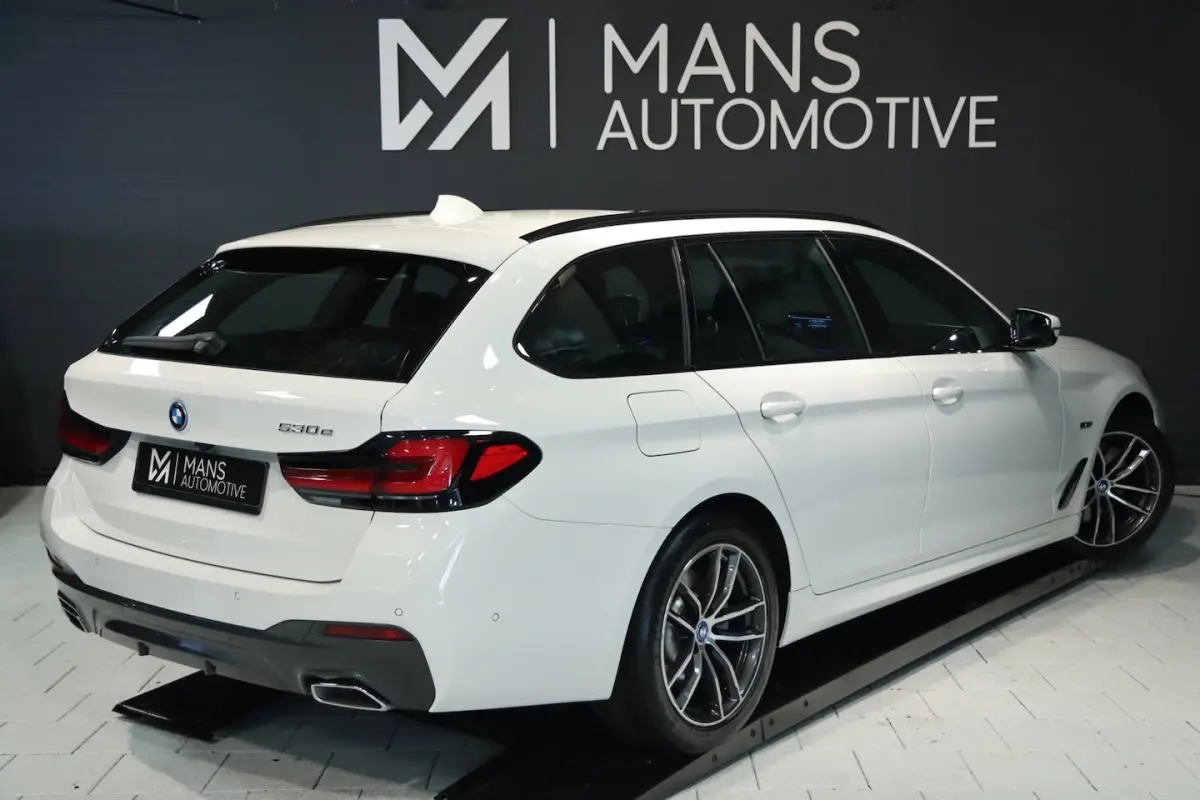 530e M Sport / PANO / LASER / HUD / ACC / KEYLESS / CAMERA