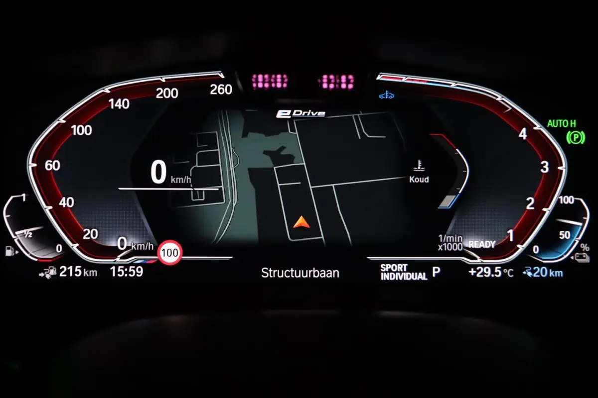 530e M Sport / PANO / LASER / HUD / ACC / KEYLESS / CAMERA