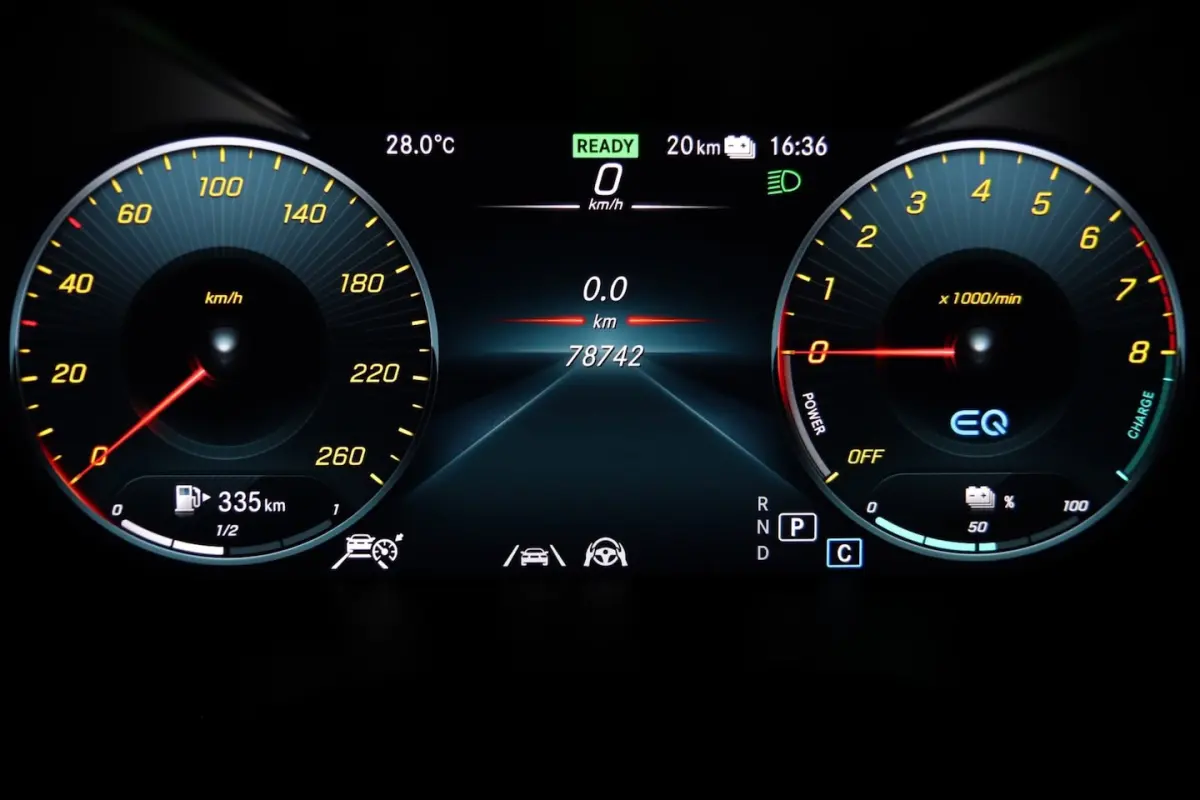 300e 4MATIC / PANODAK / 360 / BURMESTER / MATRIX / CARPLAY