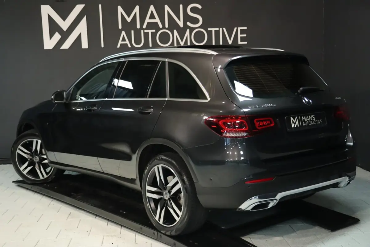 300e 4MATIC / PANODAK / 360 / BURMESTER / MATRIX / CARPLAY