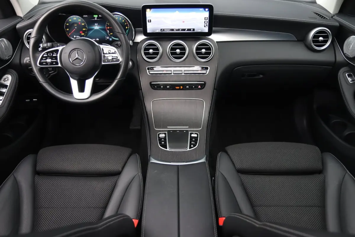 300e 4MATIC / PANODAK / 360 / BURMESTER / MATRIX / CARPLAY