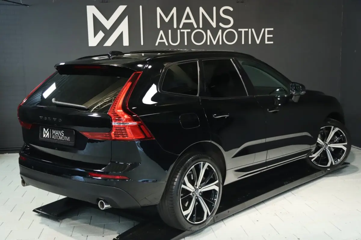 2.0 B5 / PANO / ACC / CAMERA / KEYLESS / STUUR+STOELVERW