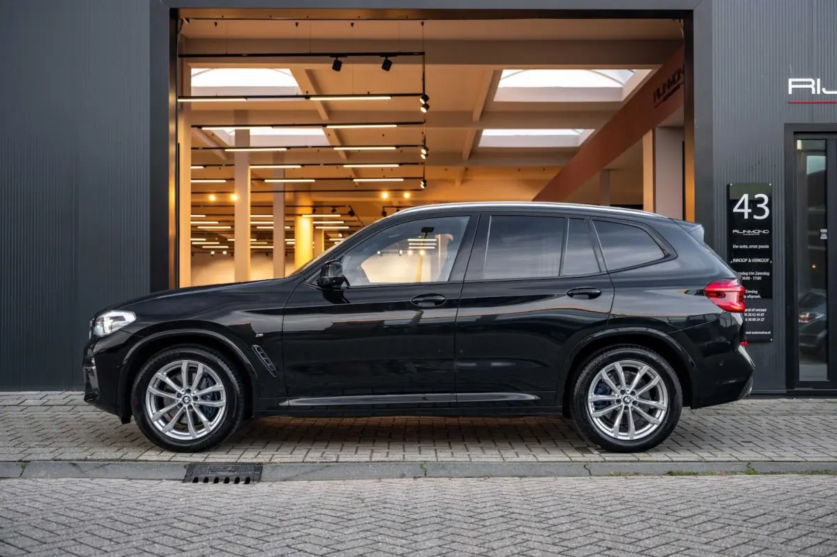 XDrive30i High Executive M-Pakket|Pano|Camera|Carplay|Head-Up|