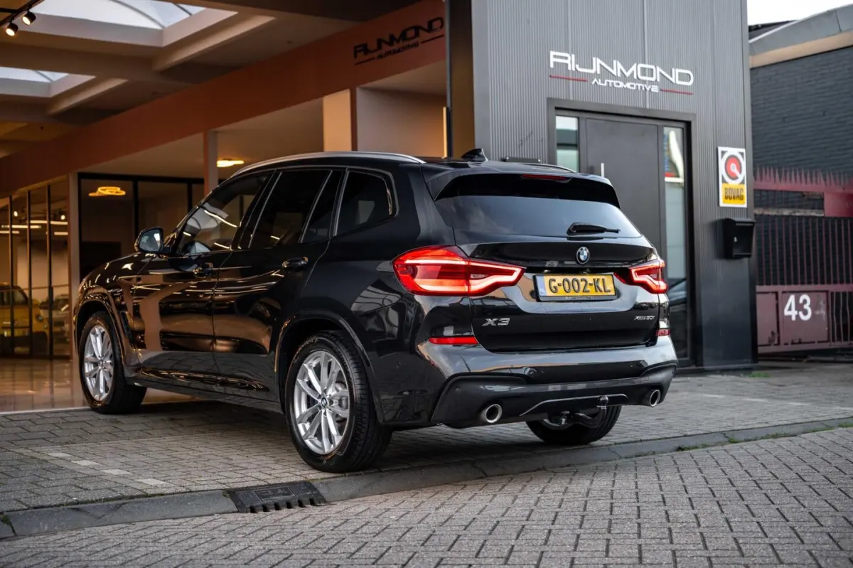 XDrive30i High Executive M-Pakket|Pano|Camera|Carplay|Head-Up|