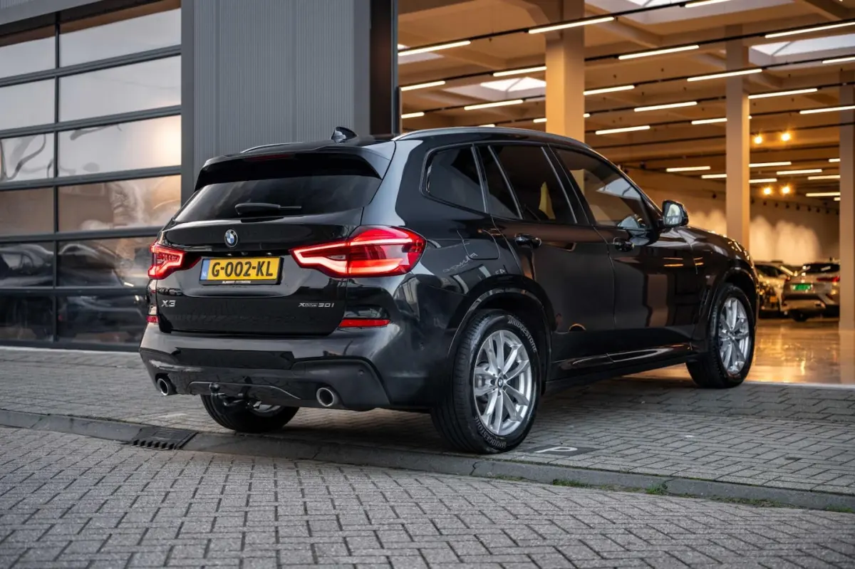 XDrive30i High Executive M-Pakket|Pano|Camera|Carplay|Head-Up|