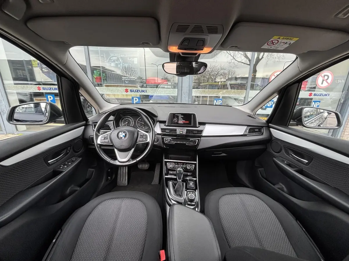 218i Executive | Automaat | Climate Controle | Stoelverwarming