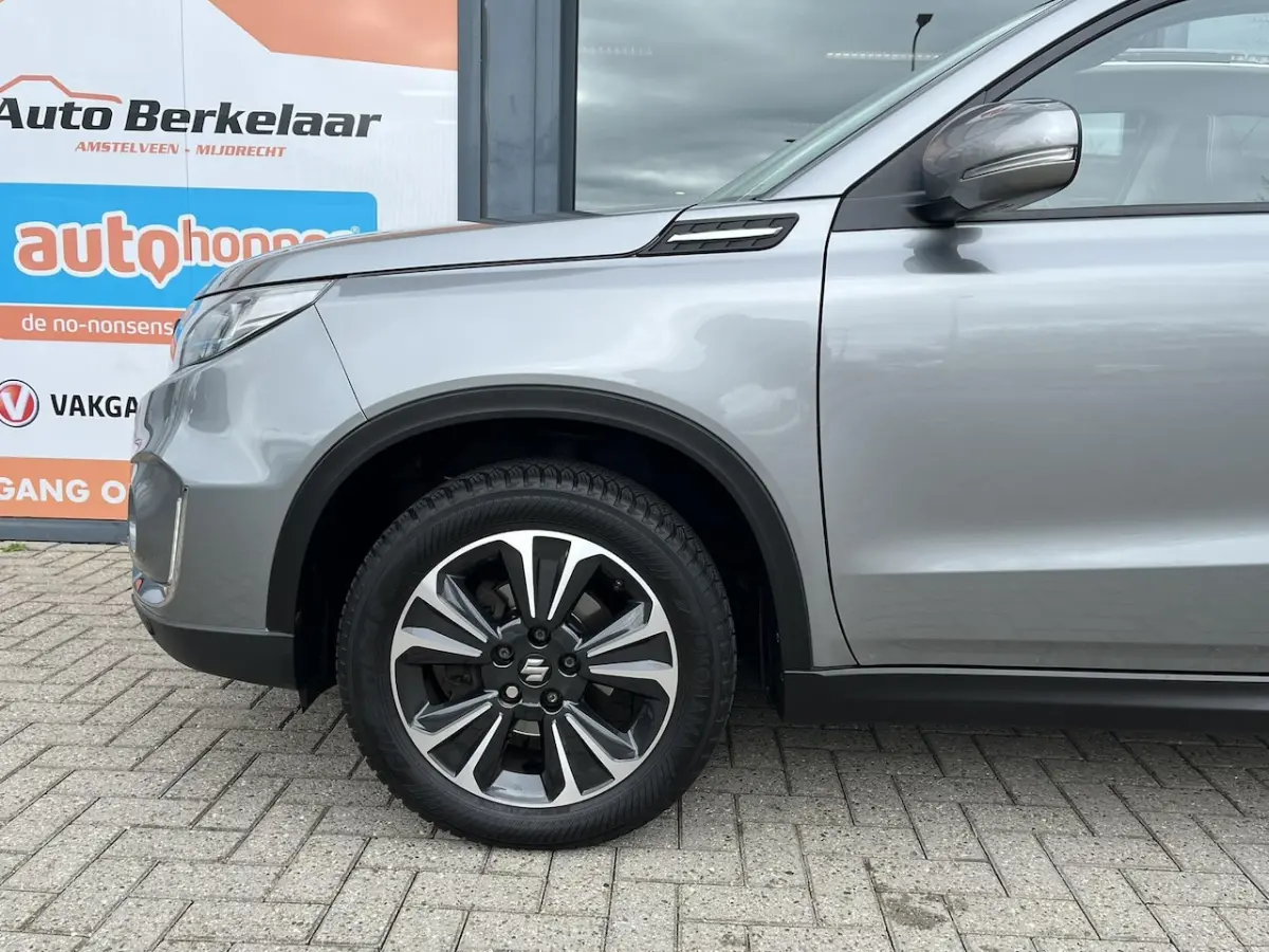 1.4 Boosterjet Style Smart Hybrid | Automaat | Trekhaak | 1500 kg trekgewicht | All season