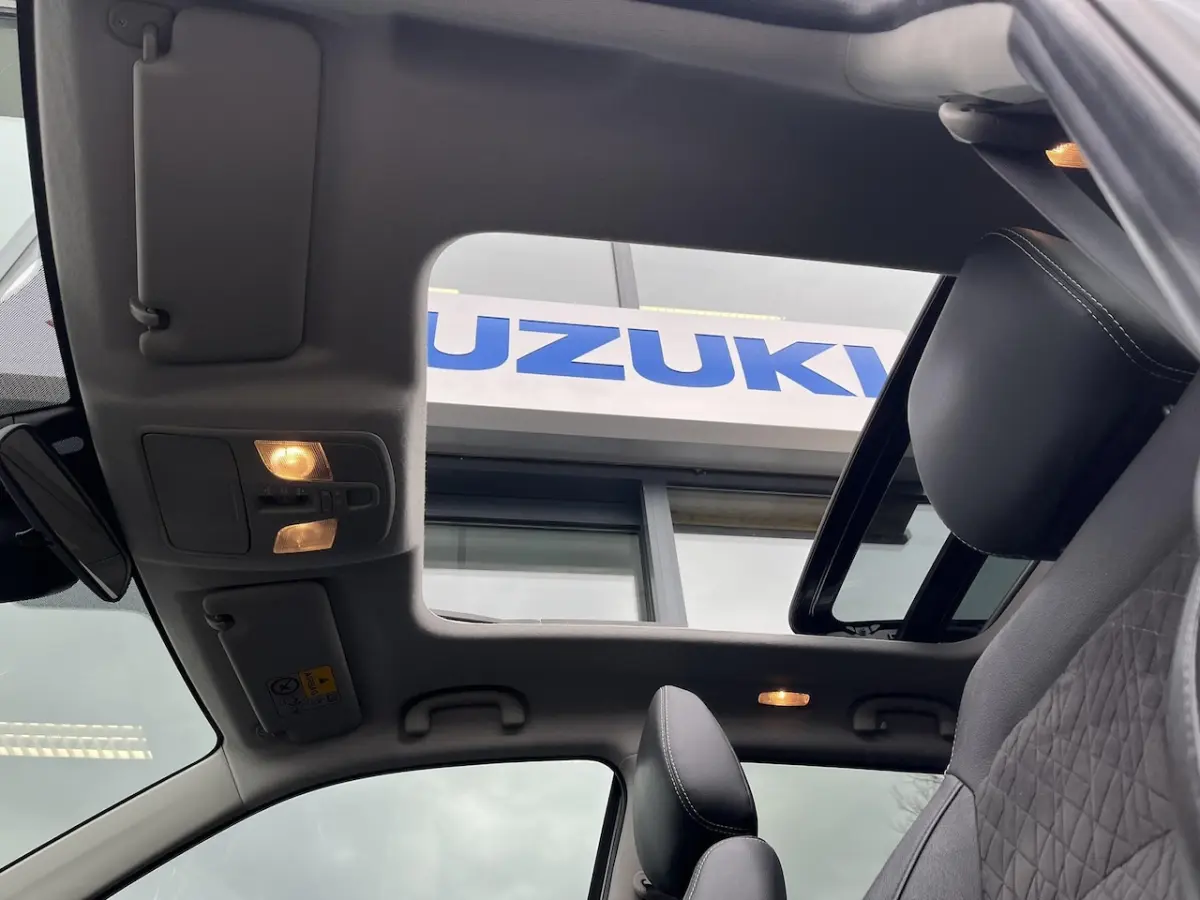 1.4 Boosterjet Style Smart Hybrid | Automaat | Trekhaak | 1500 kg trekgewicht | All season