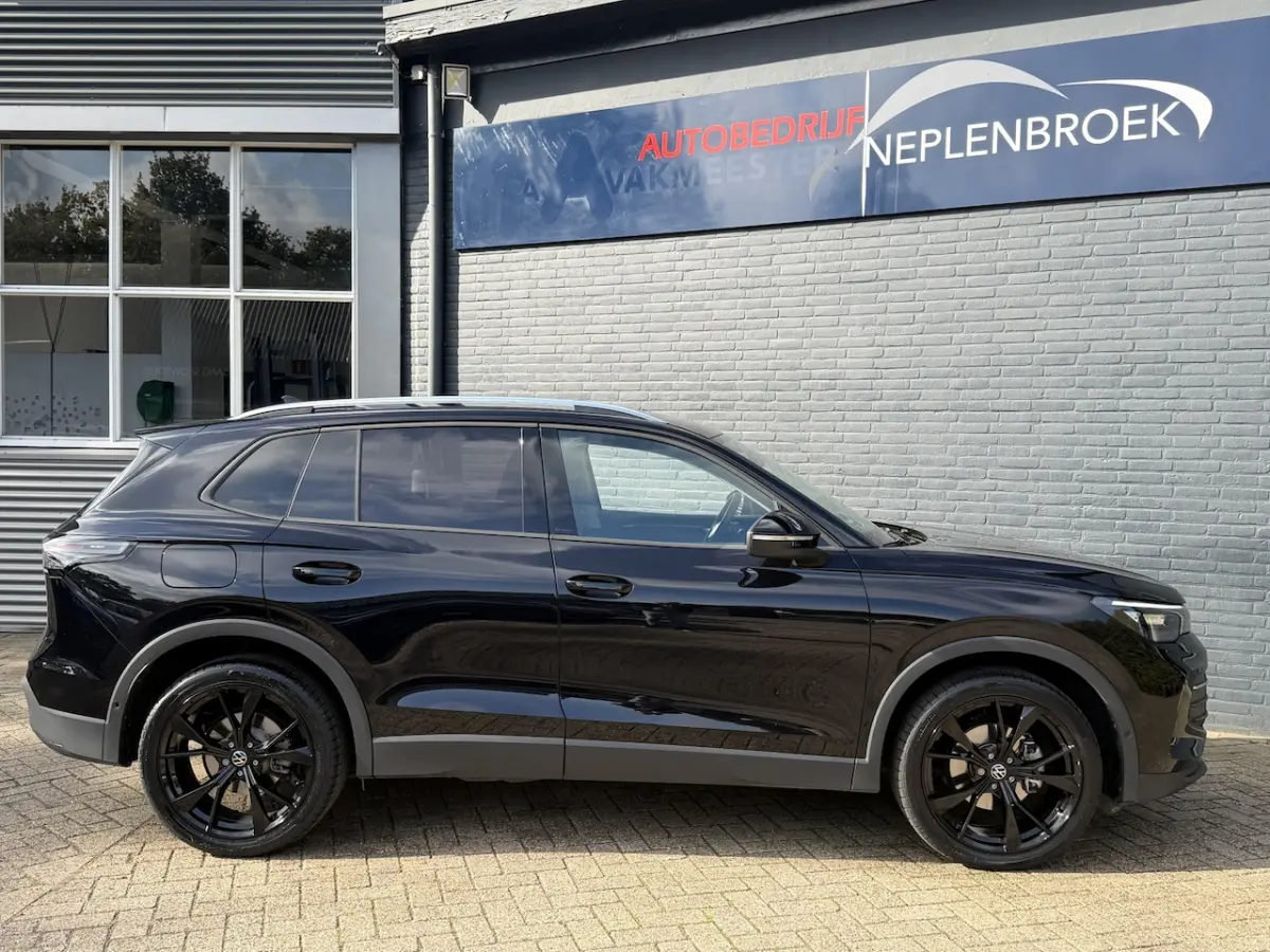 1.5 eTSI 7-traps automaat 360 camera trekhaak Edition 150pk 20Inch 2025 km 22.147