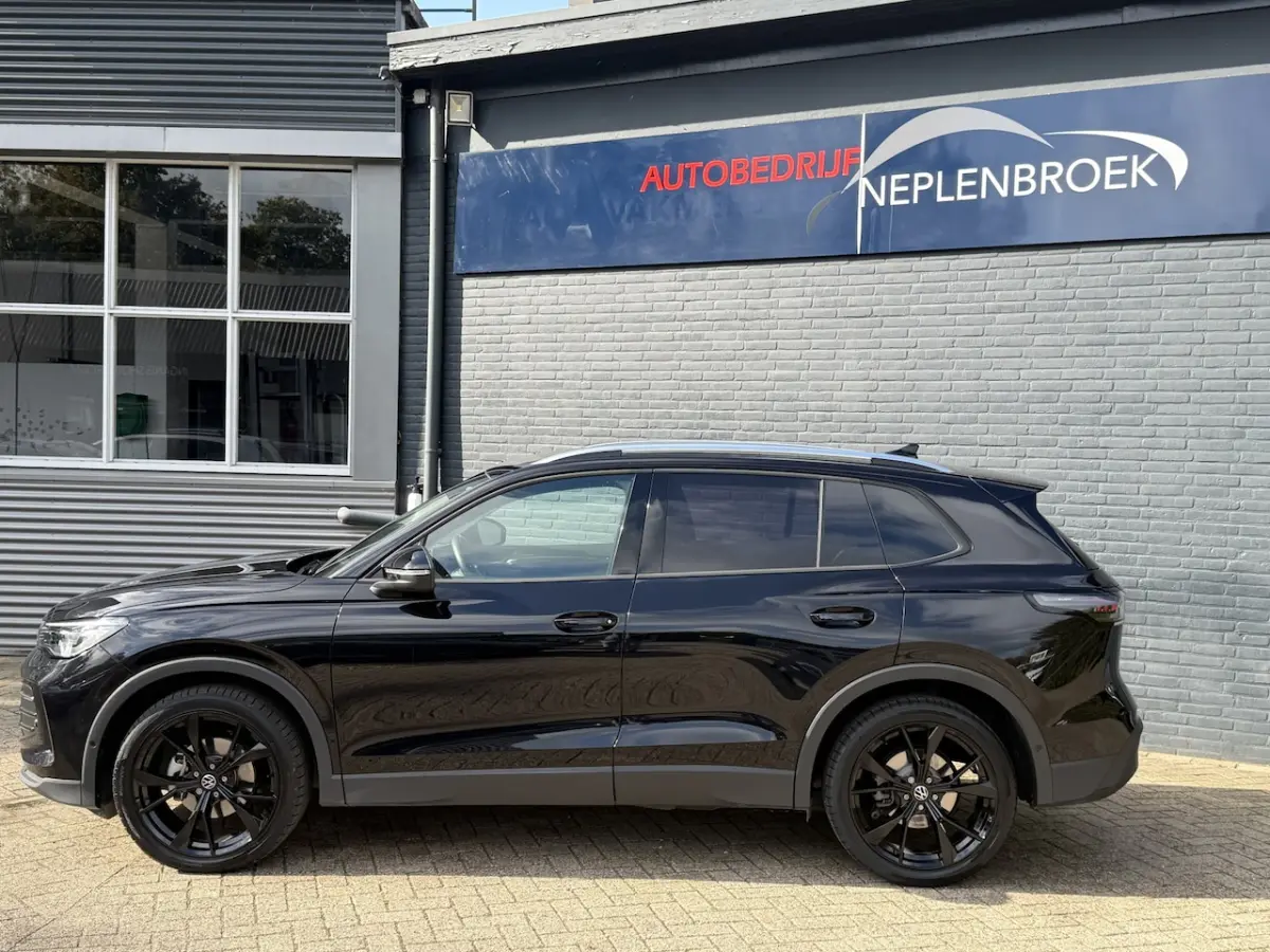 1.5 eTSI 7-traps automaat 360 camera trekhaak Edition 150pk 20Inch 2025 km 22.147