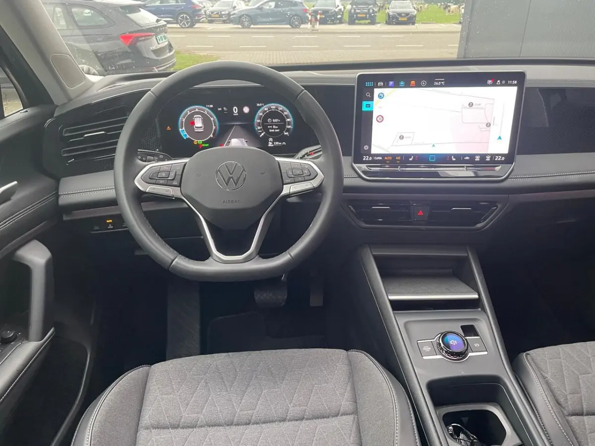 1.5 eTSI 7-traps automaat 360 camera trekhaak Edition 150pk 20Inch 2025 km 22.147