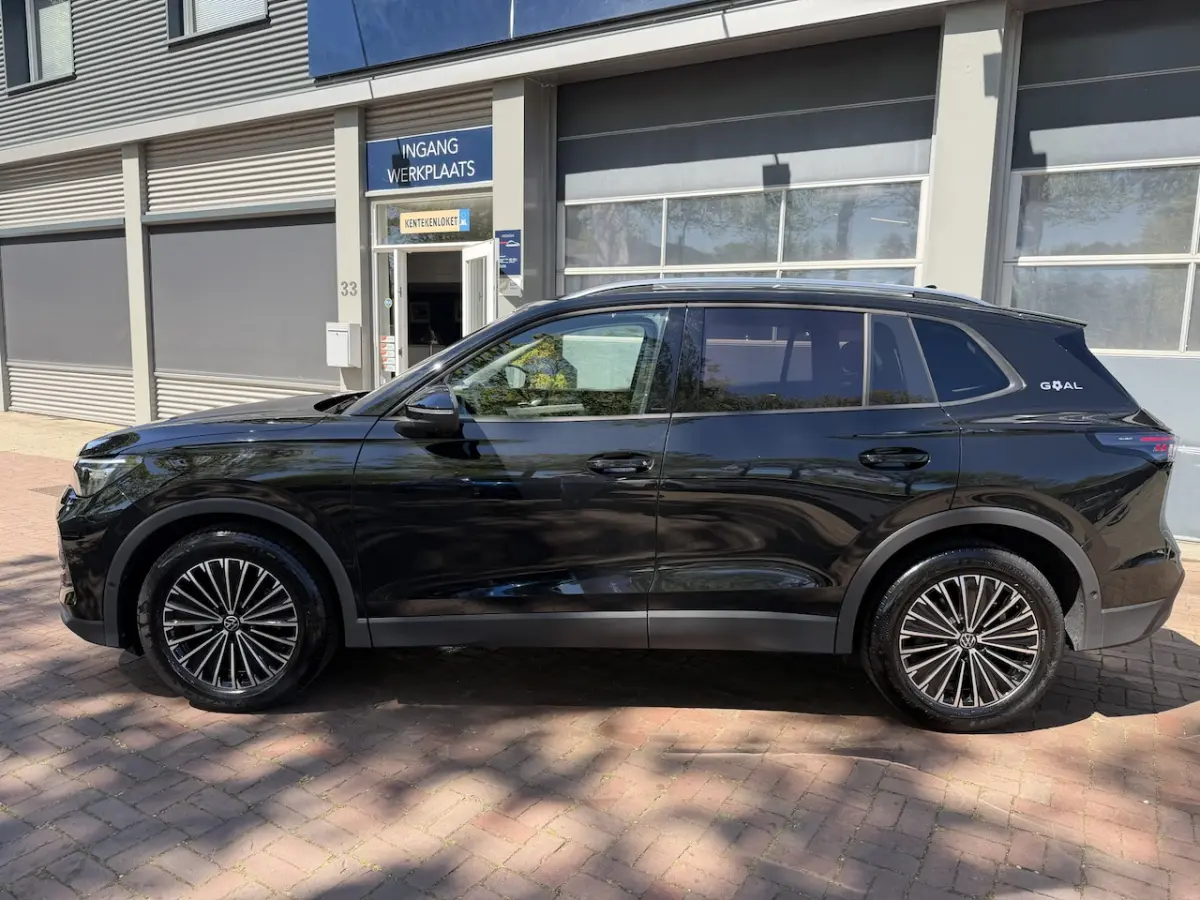 1.5 eTSI 7-traps automaat 360 camera trekhaak Edition 150pk 20Inch 2025 km 22.147