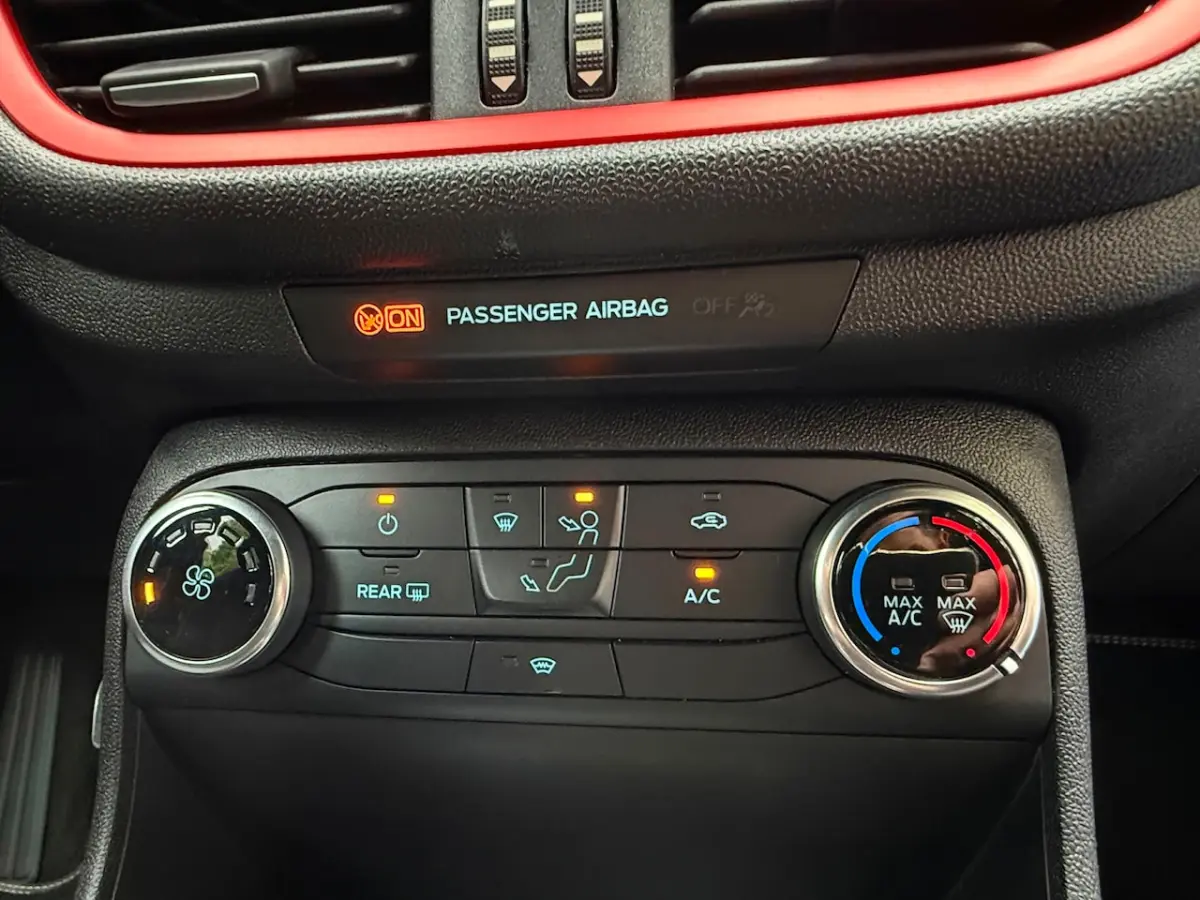 1.0 EcoBoost ST-Line 100 Pk Led/B&O/Car Play/Android/17 Inch/Cruise/Climate/Navigatie/PDC/