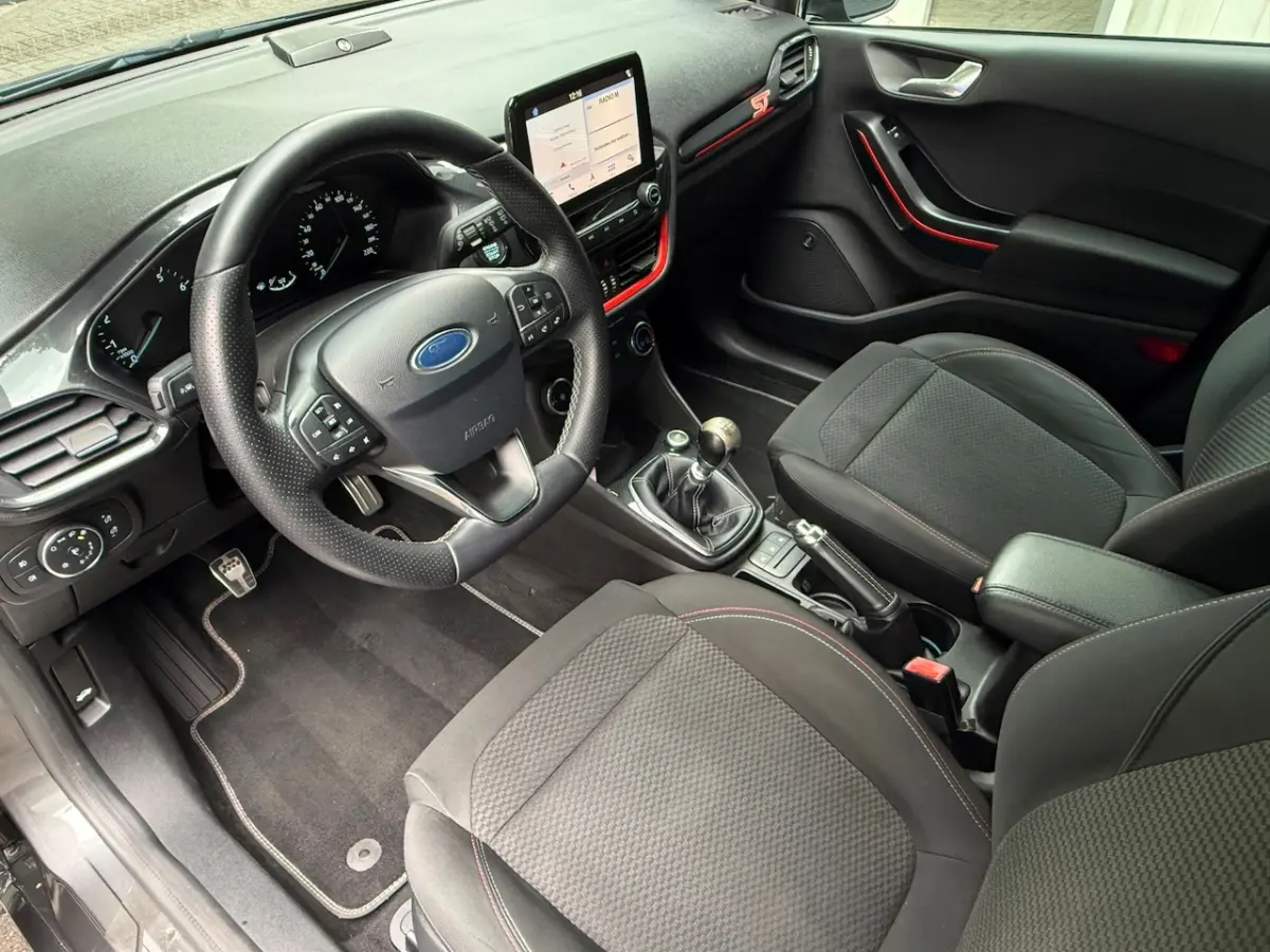 1.0 EcoBoost ST-Line 100 Pk Led/B&O/Car Play/Android/17 Inch/Cruise/Climate/Navigatie/PDC/
