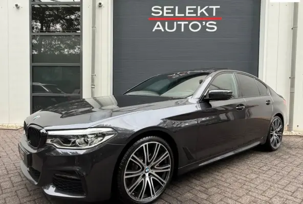 520i High Executive Edition M-Sport NAP Schuifdak/Leder/20 Inch/HK/Car Play/LED/Memory/360