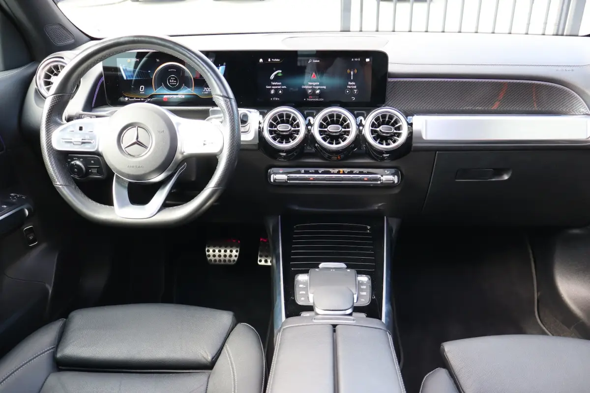 AMG 35 4MATIC Night pakket/Panoramadak/Stoelverwarming/Sfeerverlichting/ABC Kleppensysteem