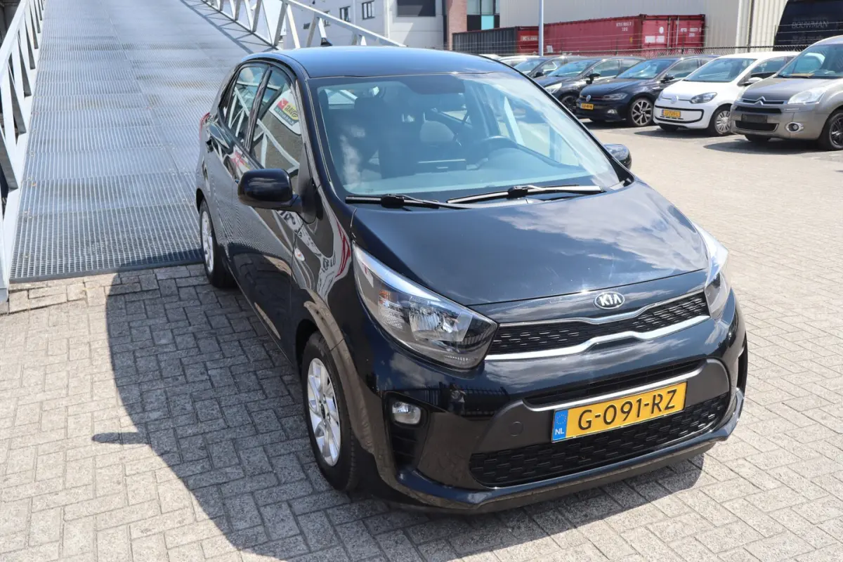 1.0 MPi DynamicLine Achteruitrijcamera/Apple carplay/Airco/Cruise control/Elektrische rame