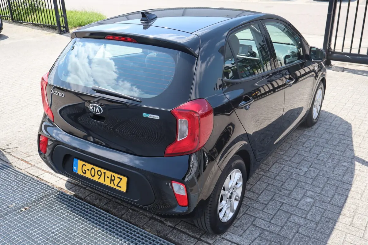 1.0 MPi DynamicLine Achteruitrijcamera/Apple carplay/Airco/Cruise control/Elektrische rame
