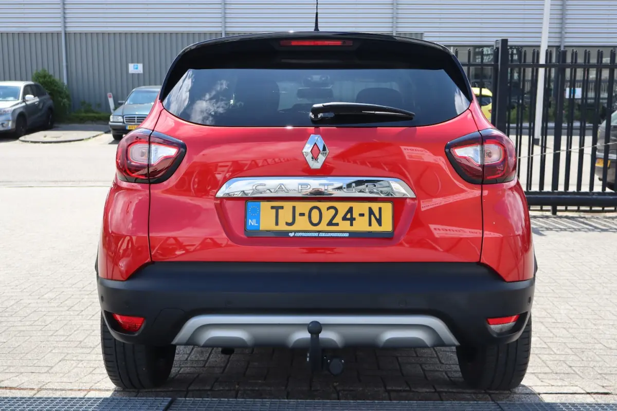 1.2 TCe Intens AUTOMAAT/Trekhaak/Apple carplay/Achteruitrijcamera/Parkeer assistent/Dodeho