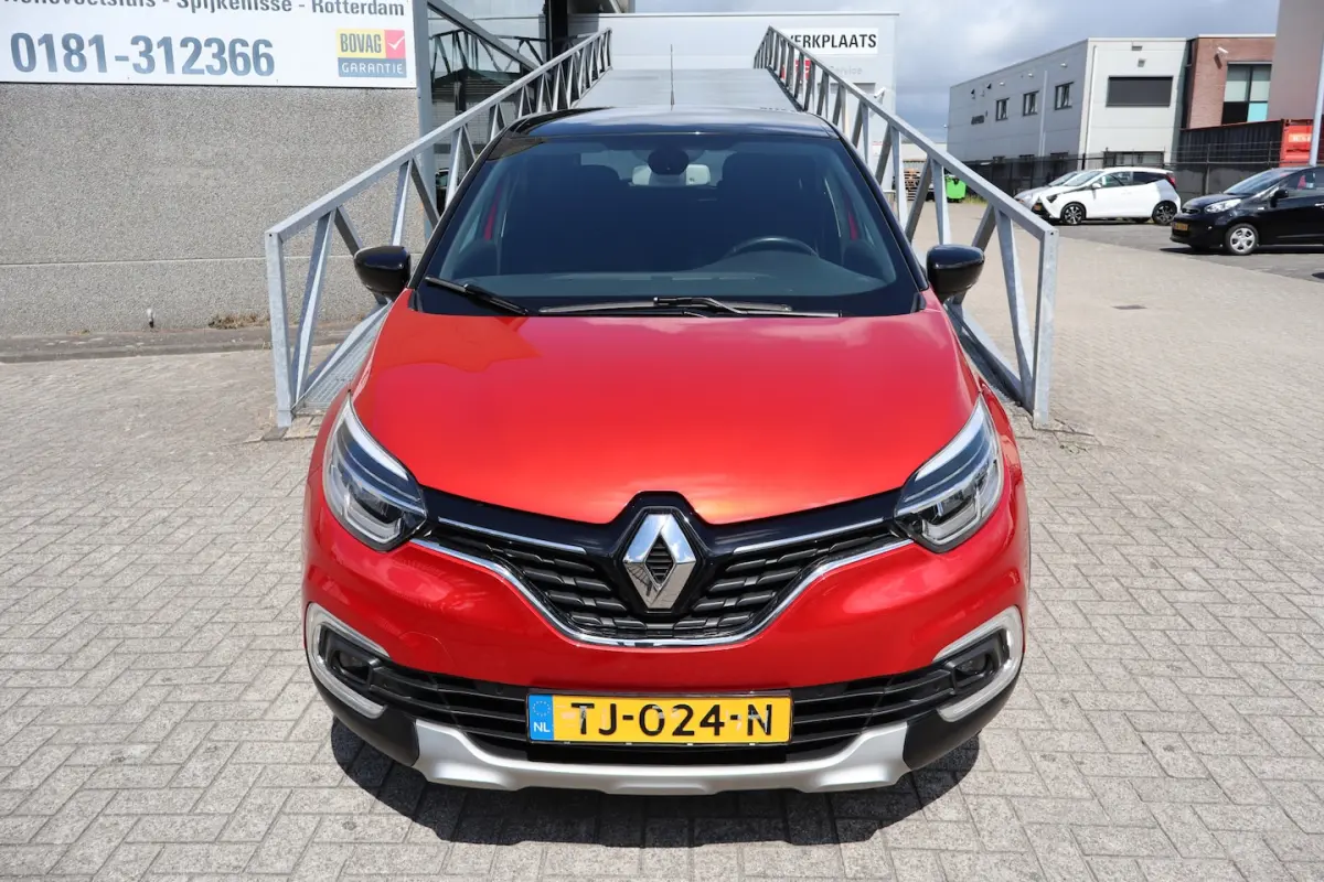 1.2 TCe Intens AUTOMAAT/Trekhaak/Apple carplay/Achteruitrijcamera/Parkeer assistent/Dodeho