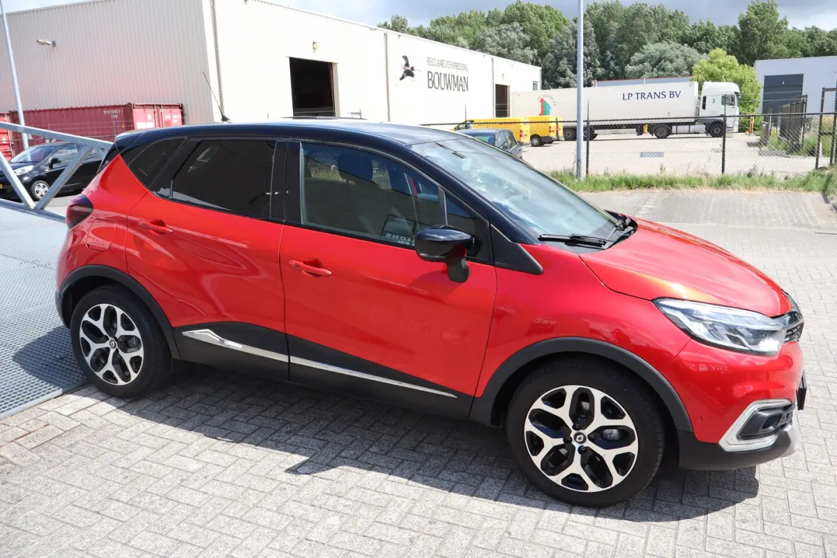 1.2 TCe Intens AUTOMAAT/Trekhaak/Apple carplay/Achteruitrijcamera/Parkeer assistent/Dodeho