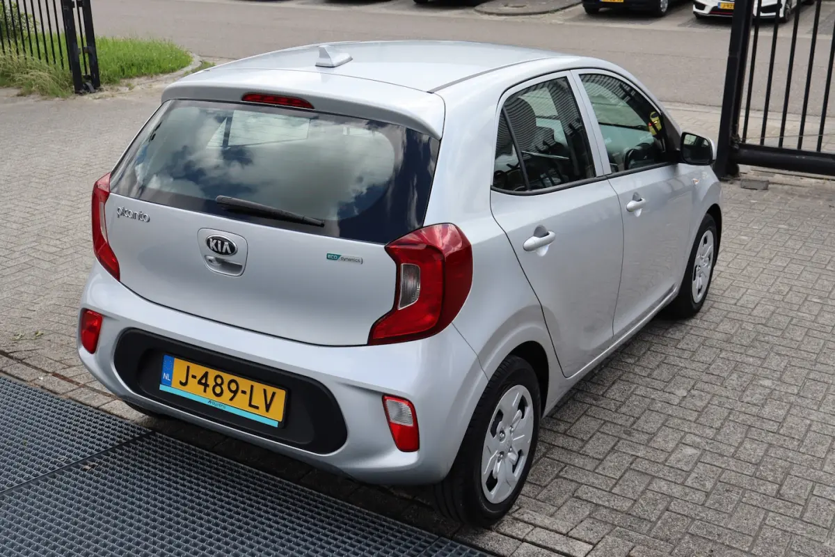 1.0 MPi ComfortPlusLine Apple carplay/Achteruitrijcamera/Elektrische ramen/Centrale deurve