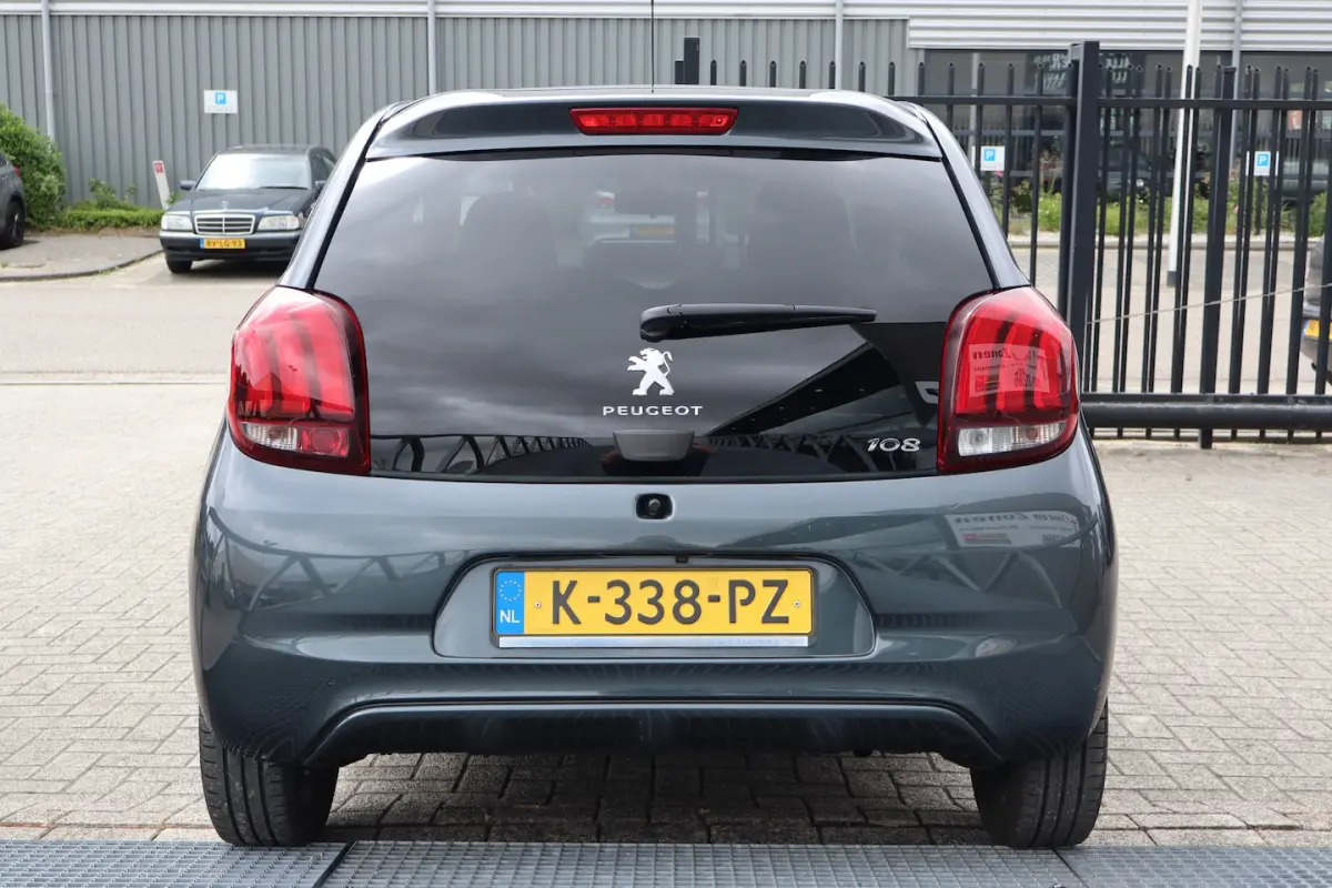 1.0 e-VTi Allure Nederlandse auto/Achteruitrijcamera/Climate control/Bluetooth/Licht metaa