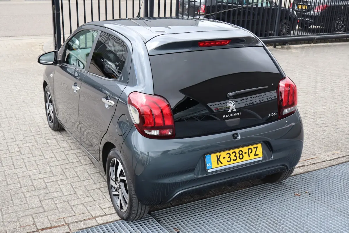 1.0 e-VTi Allure Nederlandse auto/Achteruitrijcamera/Climate control/Bluetooth/Licht metaa