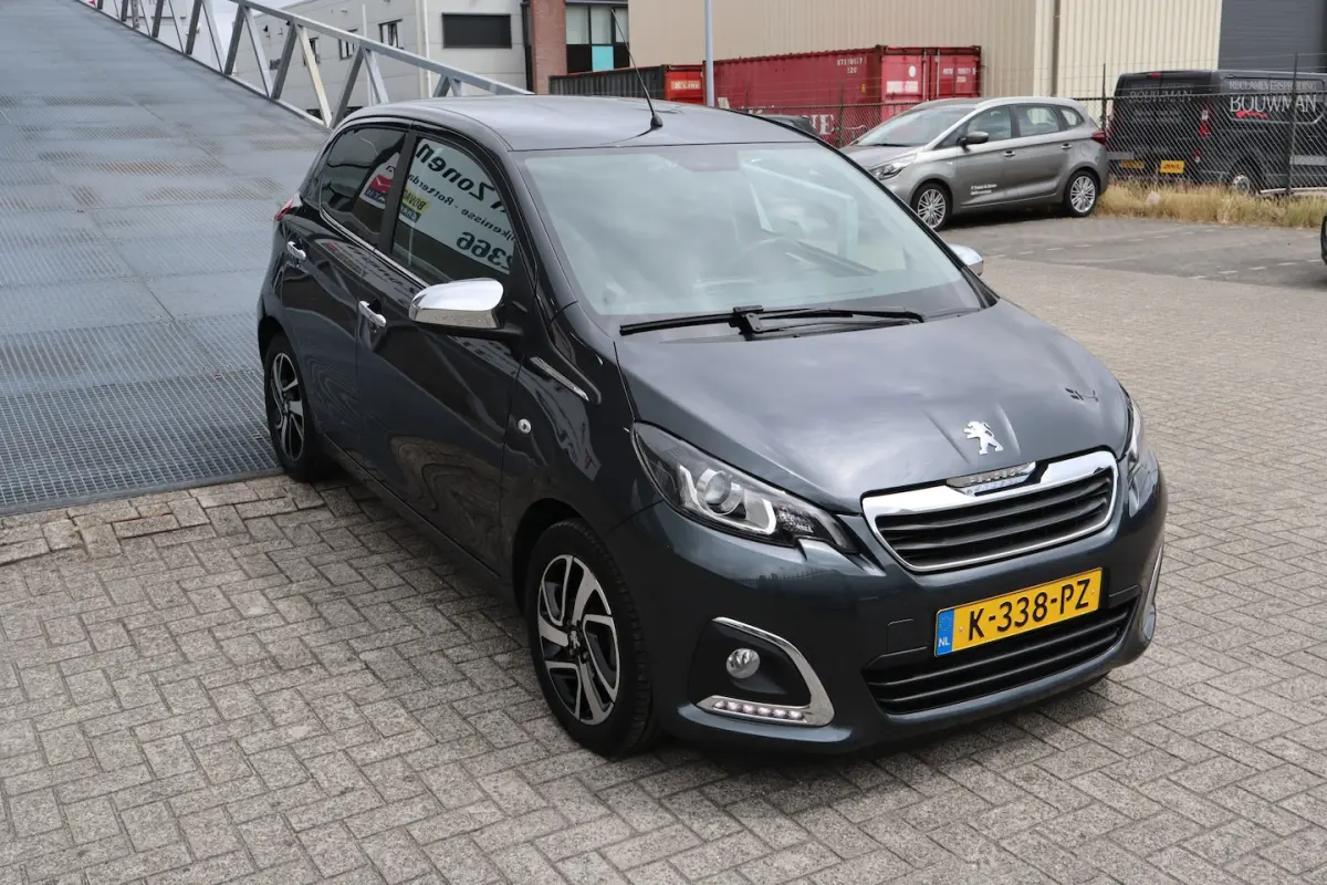 1.0 e-VTi Allure Nederlandse auto/Achteruitrijcamera/Climate control/Bluetooth/Licht metaa