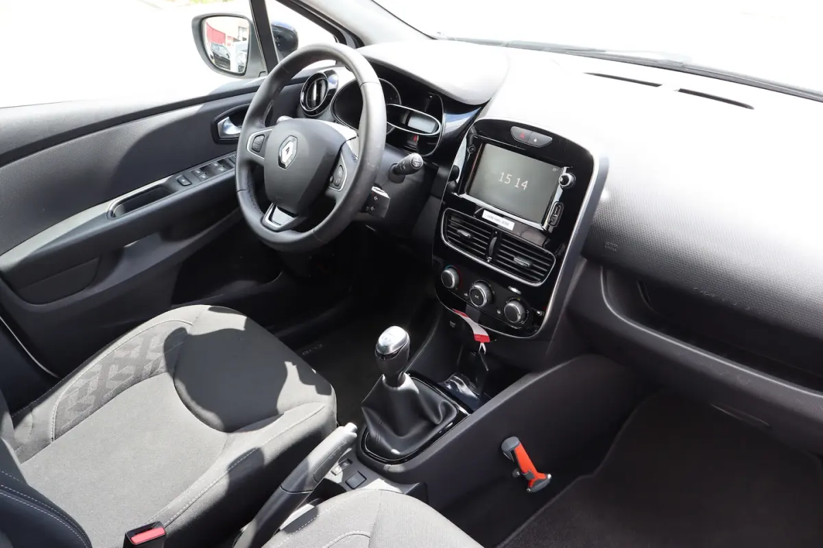 0.9 TCe Limited Nederlandse auto Navigatie/Parkeersensoren/Cruise control/Keyless/Bluetoot
