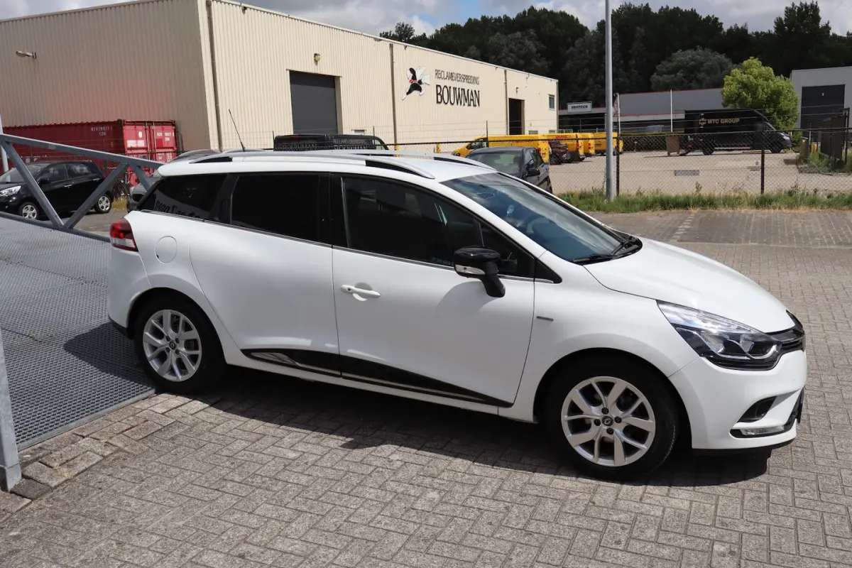 0.9 TCe Limited Nederlandse auto Navigatie/Parkeersensoren/Cruise control/Keyless/Bluetoot