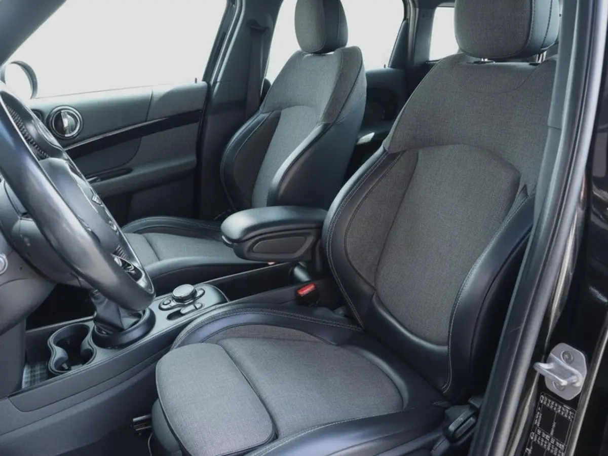 1.5 Cooper Pepper | NAP | Clima | Cruise | Multimedia/Navi | Leder/Stof| LED | PDC + Camer