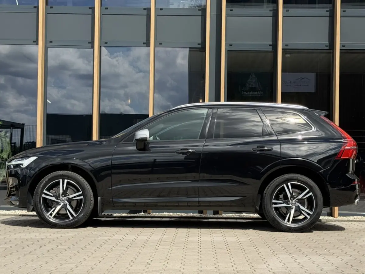 2.0 T5 R-Design | Elect trekhaak | Panorama-dak |