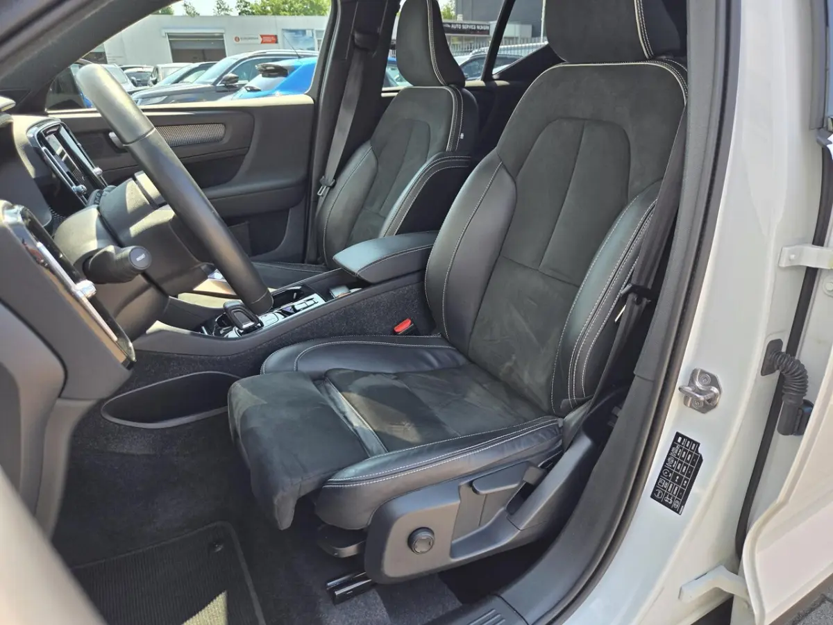 1.5 T5 Recharge R-Design NL-AUTO | PANODAK | TREKHAAK | 1/2 LEDER