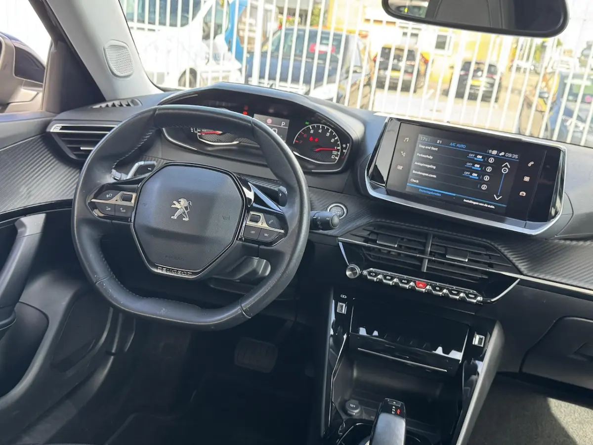 1.2 PureTech Allure NL-AUTO | TREKHAAK |