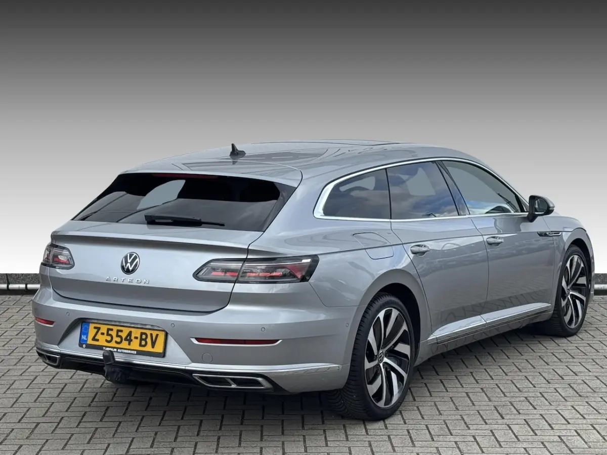 2.0 TSI R-Line Business PANODAK | TREKHAAK | STUUR+STOELVERWARMING