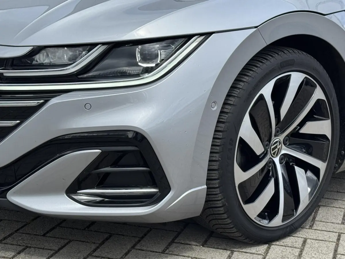 2.0 TSI R-Line Business PANODAK | TREKHAAK | STUUR+STOELVERWARMING
