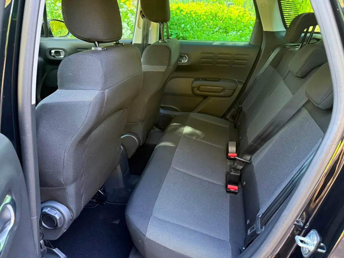 1.2 PureTech Business Automaat 130 pk 1 Eig. b.j. 3-2024 , 63000 km , Carplay
