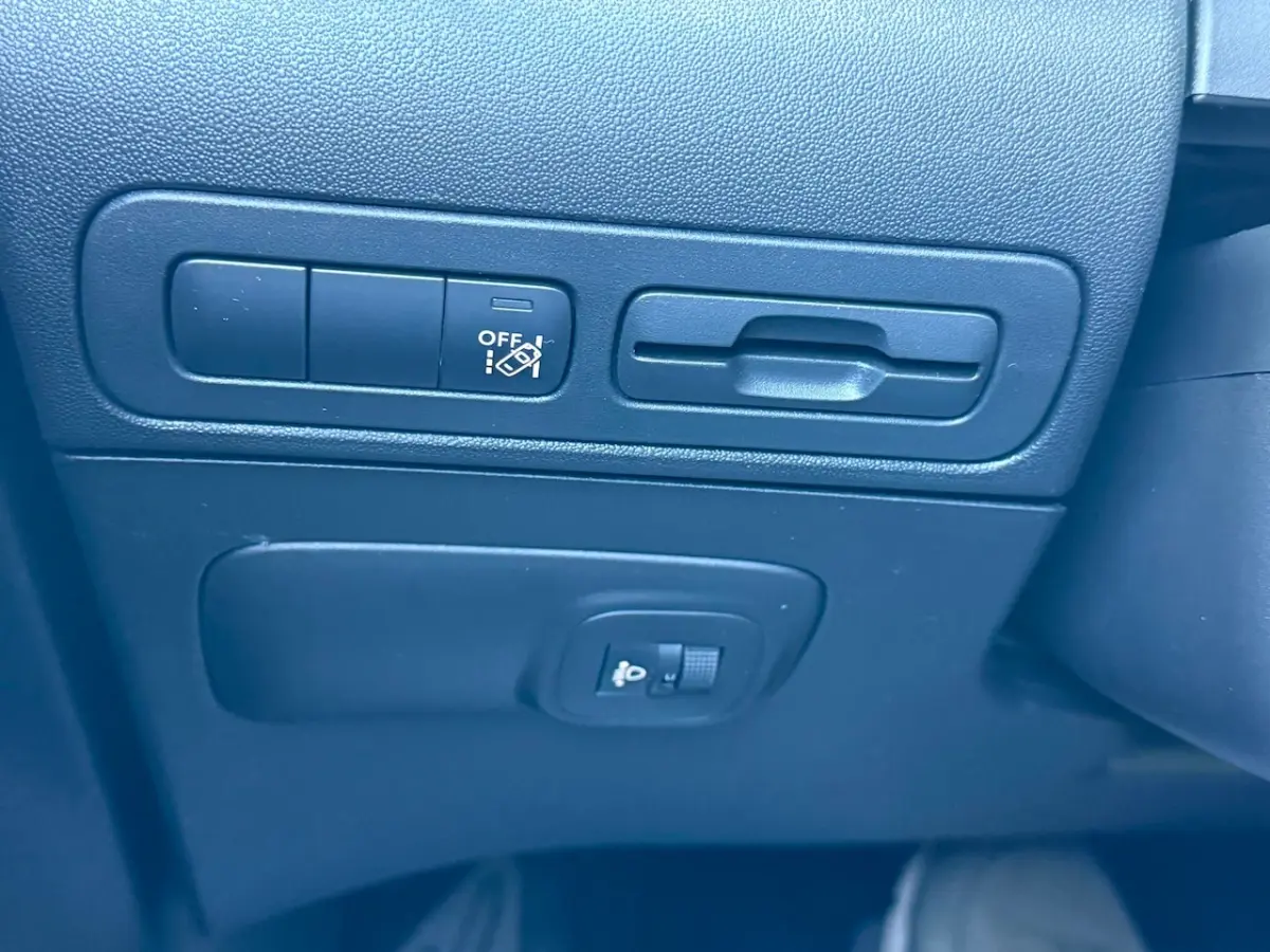 1.2 PureTech Business Automaat 130 pk 1 Eig. b.j. 3-2024 , 63000 km , Carplay