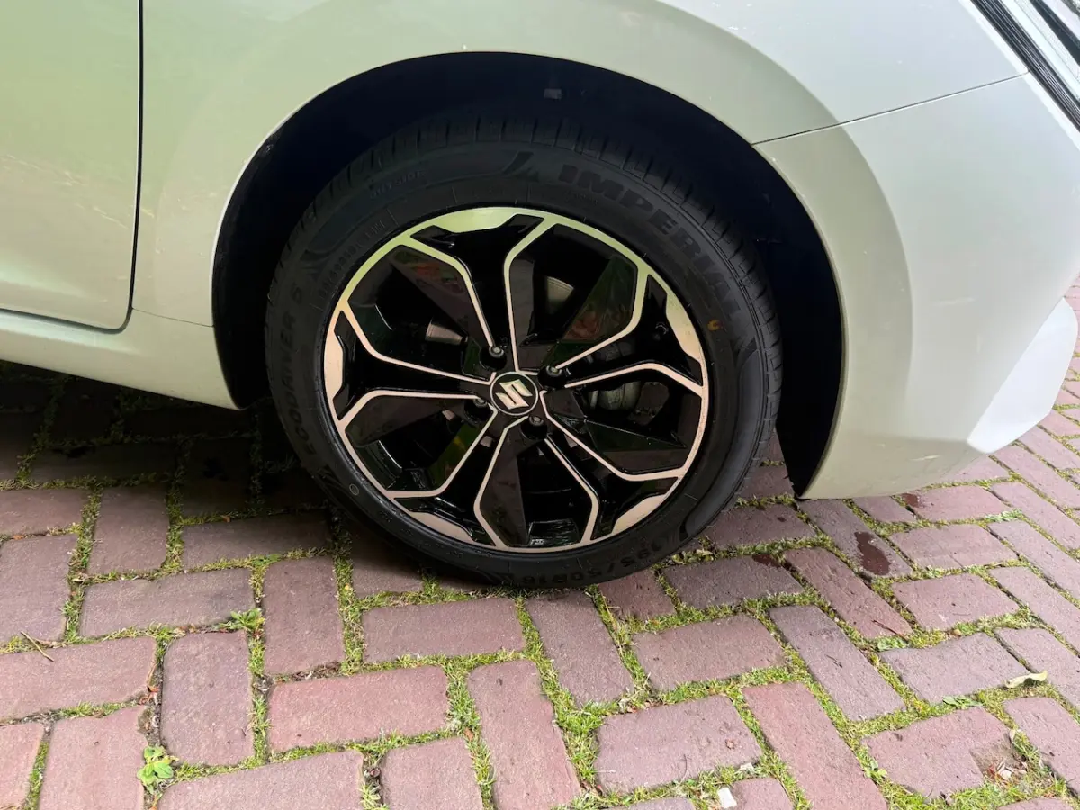 1.2 Comfort Smart Hybrid 1 Eig. b.j.12-2024, 5100 KM, Navi , Camera, PDC