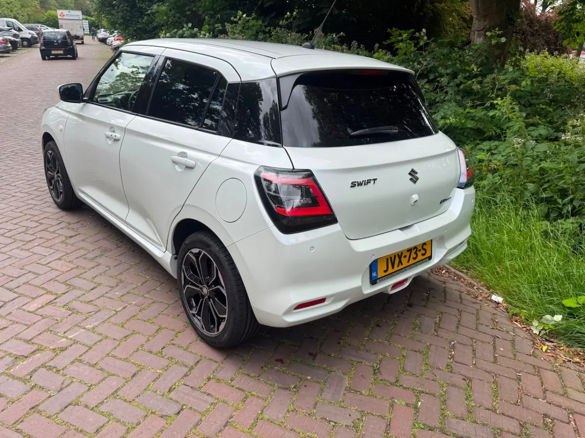 1.2 Comfort Smart Hybrid 1 Eig. b.j.12-2024, 5100 KM, Navi , Camera, PDC