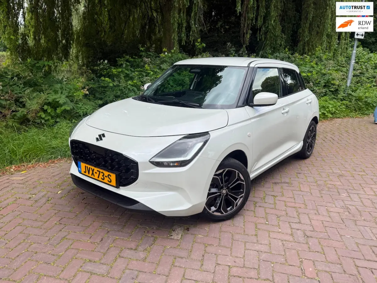 1.2 Comfort Smart Hybrid 1 Eig. b.j.12-2024, 5100 KM, Navi , Camera, PDC